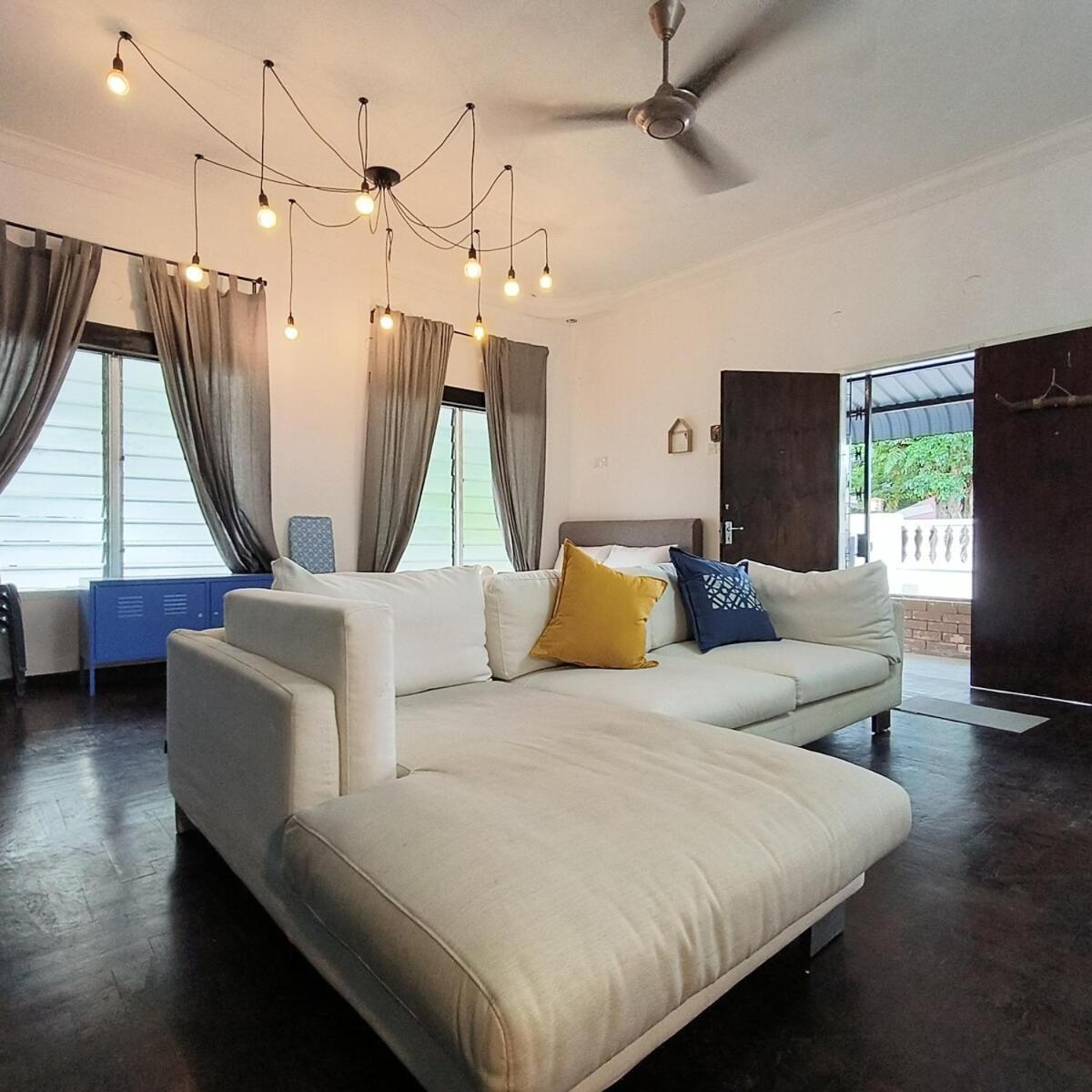 Tg103A Pet Friendly 15Pax, Near Beach Side Tanjung Bungah  Buitenkant foto