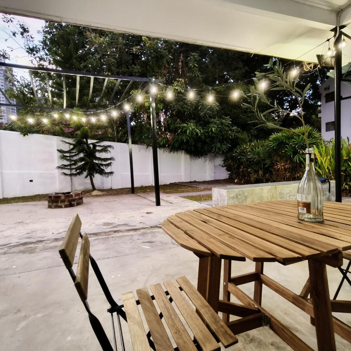 Tg103A Pet Friendly 15Pax, Near Beach Side Tanjung Bungah  Buitenkant foto